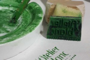 estampille vert de chrome ig porcelaine de limoges latelierdublanc