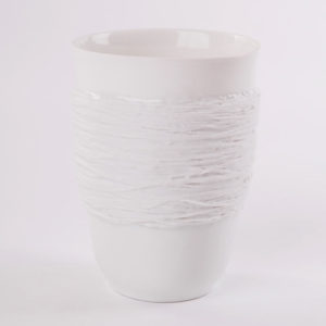 art de la table tasse anti chaleur ficelle porcelaine de limoges latelierdublanc