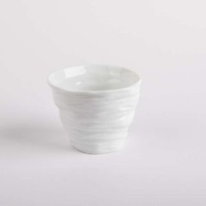 tasse cafe froisse gobelet porcelaine de limoges l atelier du blanc
