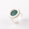 bague argent ajustable cabochon rond marqueterie de paille vert fonce porcelaine blanche l atelier du blanc