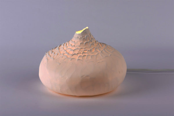 lampe-a-poser-forme-ronde-porcelaine-de-limoges-contemporaine-latelier-du-blanc