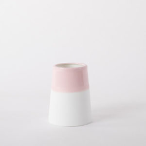 vase-coniques-rose-poudre-porcelaine-de-limoges-ceramique-l-atelier-du-blanc