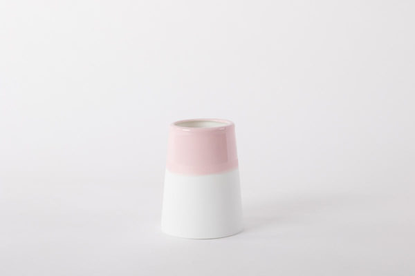 vase-coniques-rose-poudre-porcelaine-de-limoges-ceramique-l-atelier-du-blanc