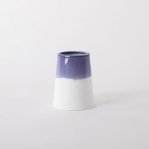 vase-coniques-violet-porcelaine-de-limoges-ceramique-l-atelier-du-blanc