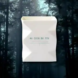 bougie-parfumee-longue-duree-parfum-d-interieur-feu-de-bois-senteur-sapin-encens-cedre-cire-naturelle-photophore-porcelaine-de-limoges-l-atelier-du-blanc feu