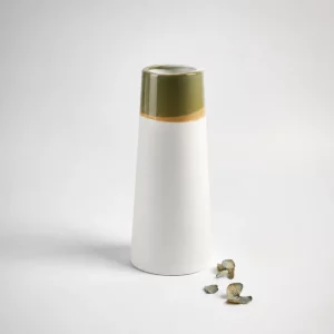 vase-tube-porcelaine-bouquet-de-rose-couleur-vert-olive-latelier-du-blanc